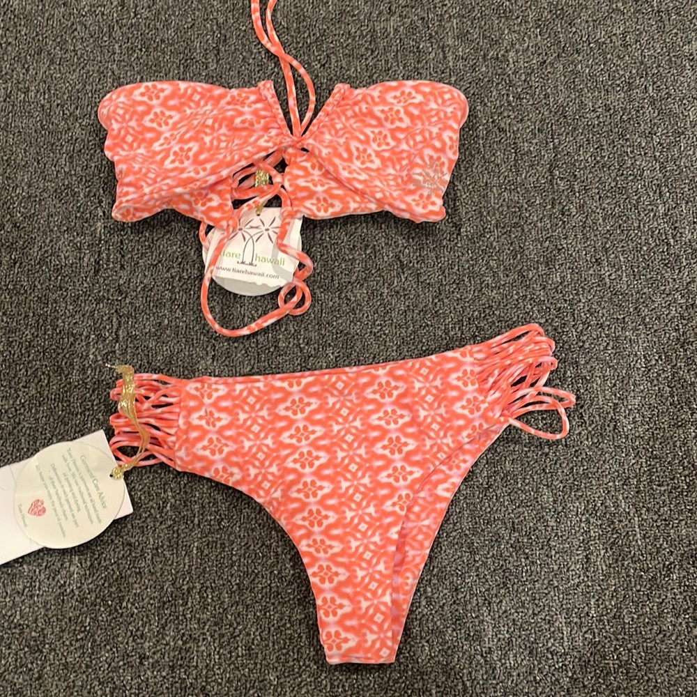 SIZE SMALL TIARE HAWAII PRINTED BIKINI TAGS ON PINK AND ORANGE